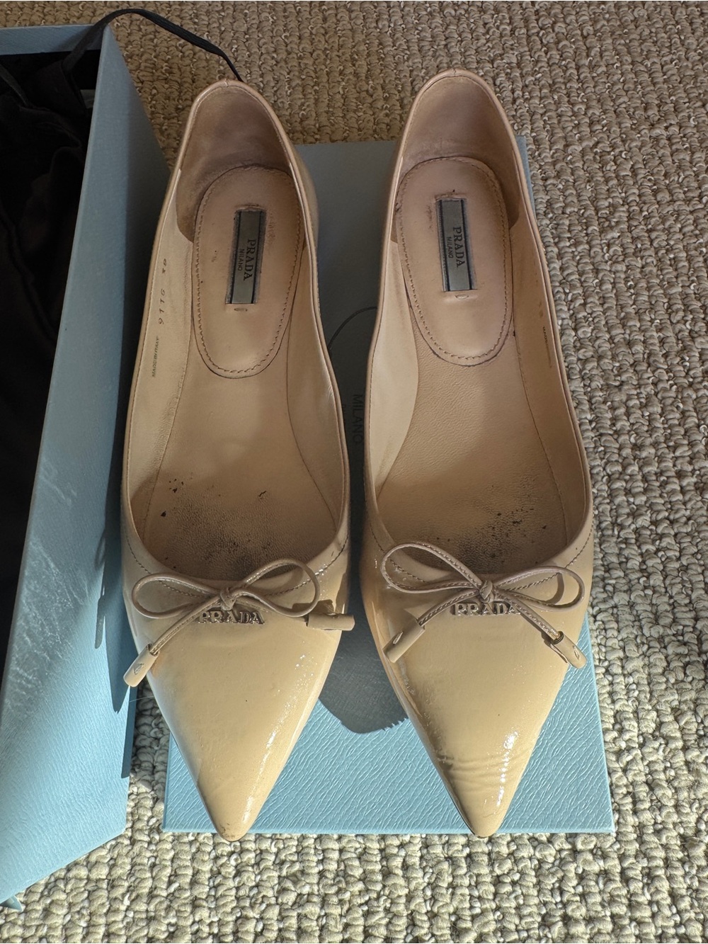 Nordstrom Beige Patent Leather Pointed Toe Ballet Flats with Bow